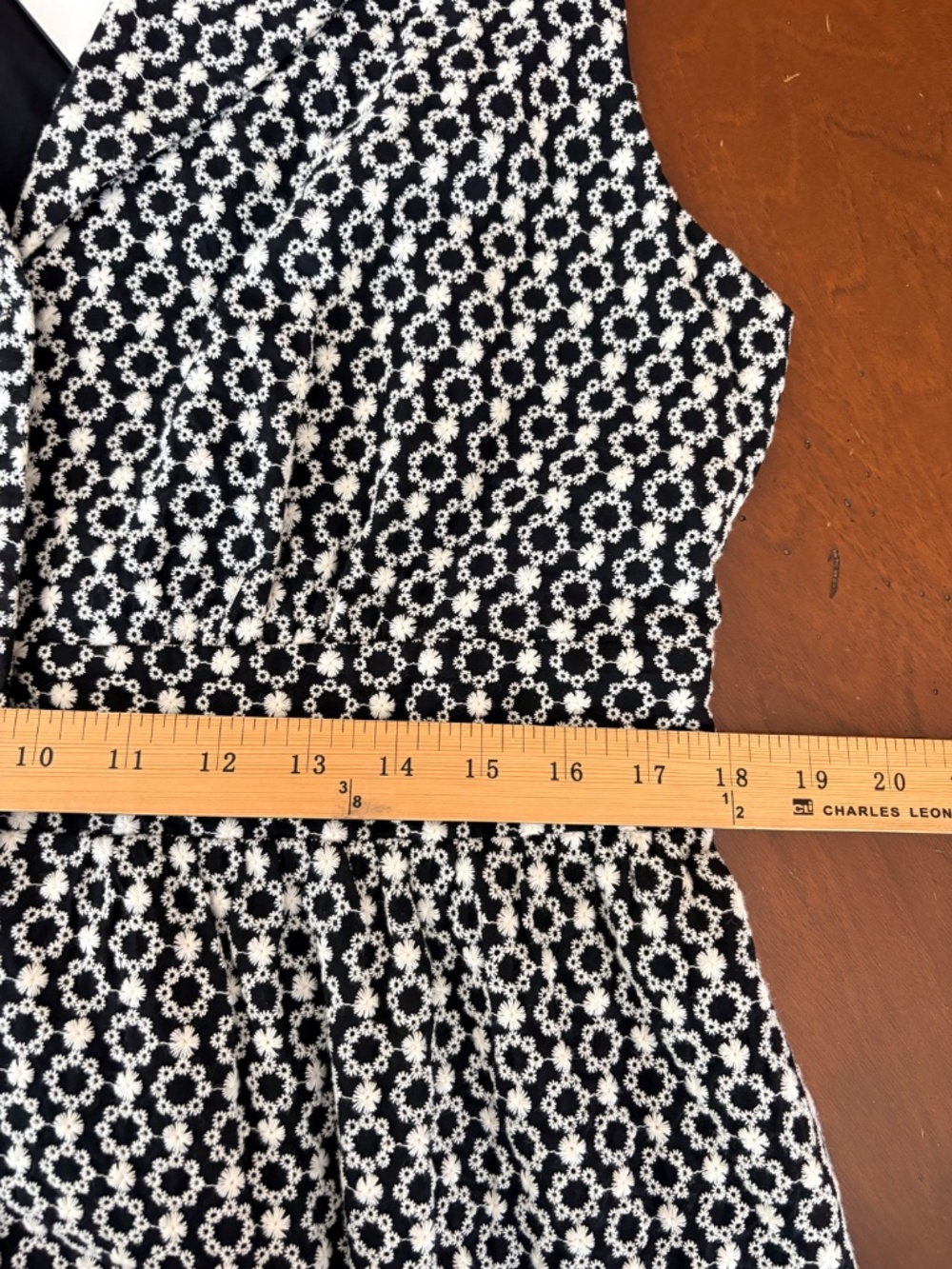 Tuckernuck Pomander Place Sleeveless Maxi Dress XL Black Geometric V-Neck Collar - Picture 6 of 8